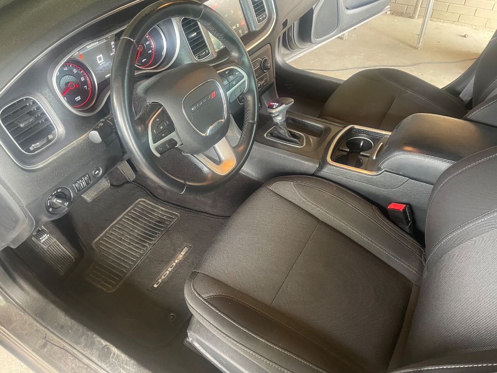 2016 Dodge Charger - $12,995