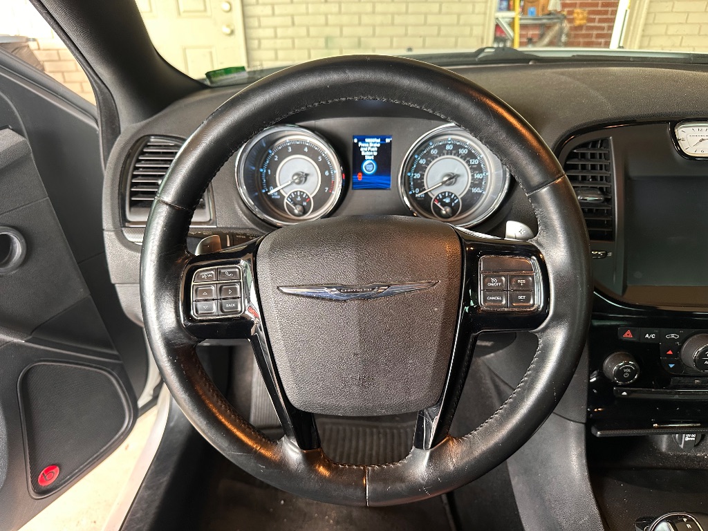 2014 Chrysler 300 - $9,995