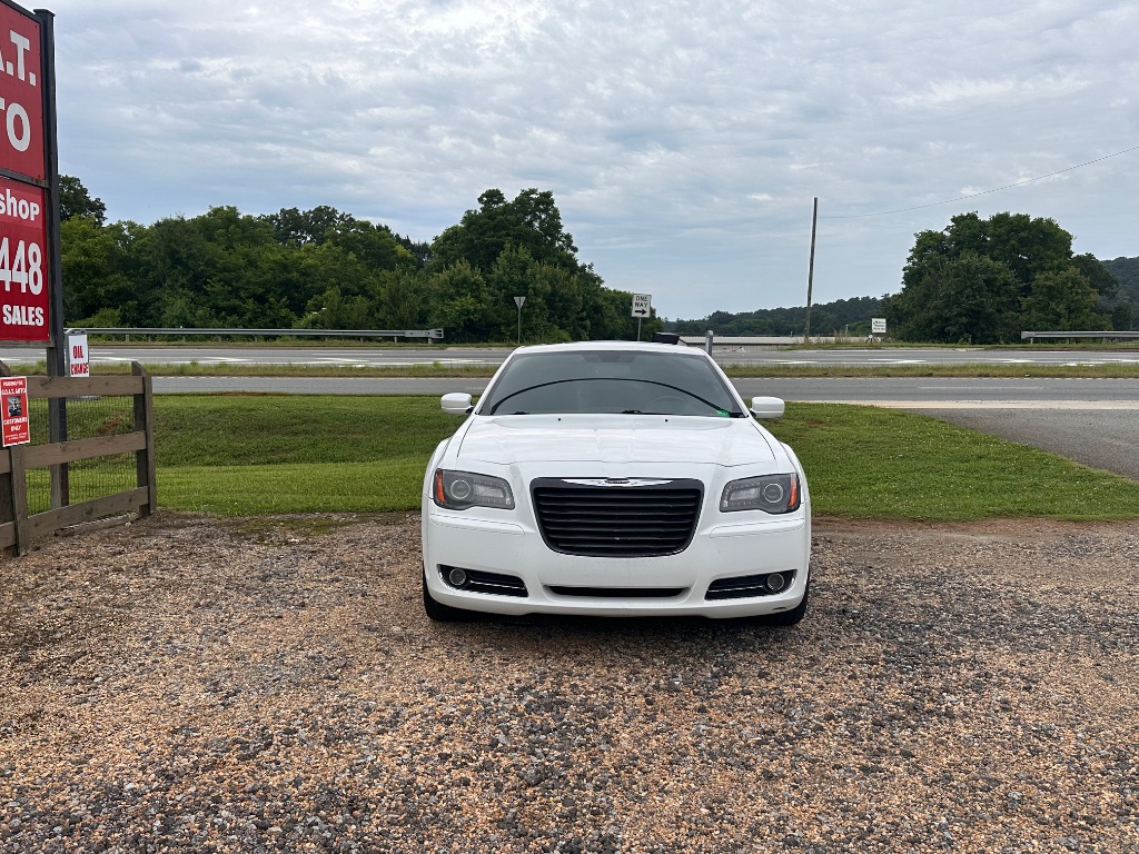 2014 Chrysler 300 - $9,995