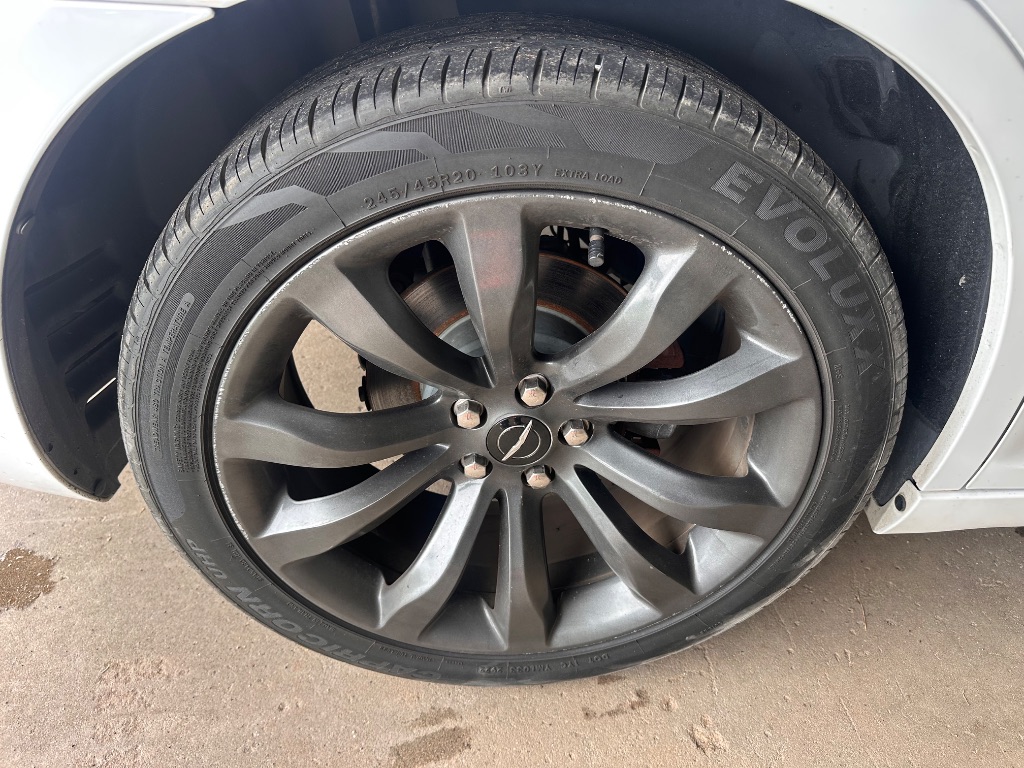 2014 Chrysler 300 - $9,995