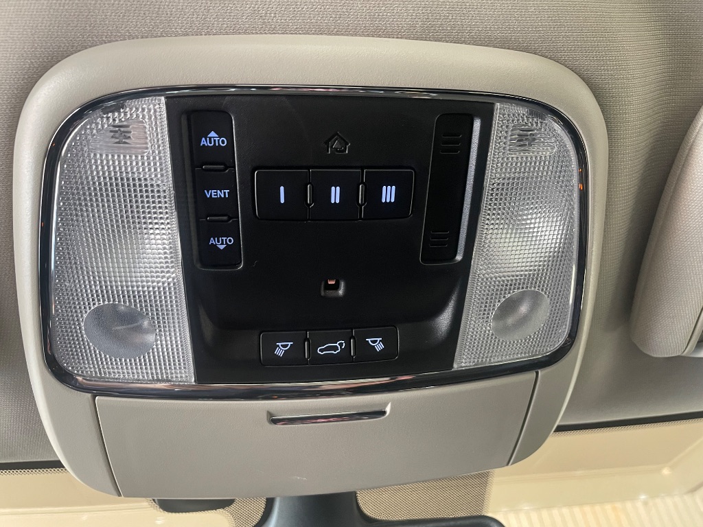2016 Dodge Durango - $10,995