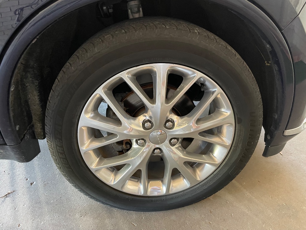 2016 Dodge Durango - $9,995