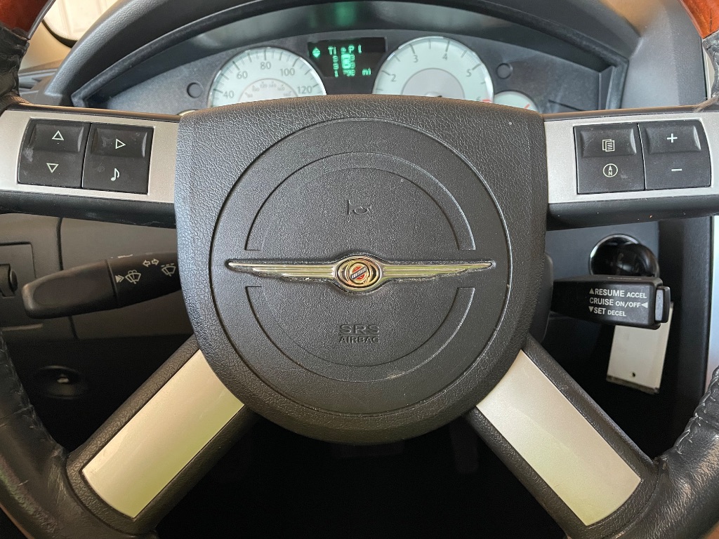 2009 Chrysler 300 - $7,995