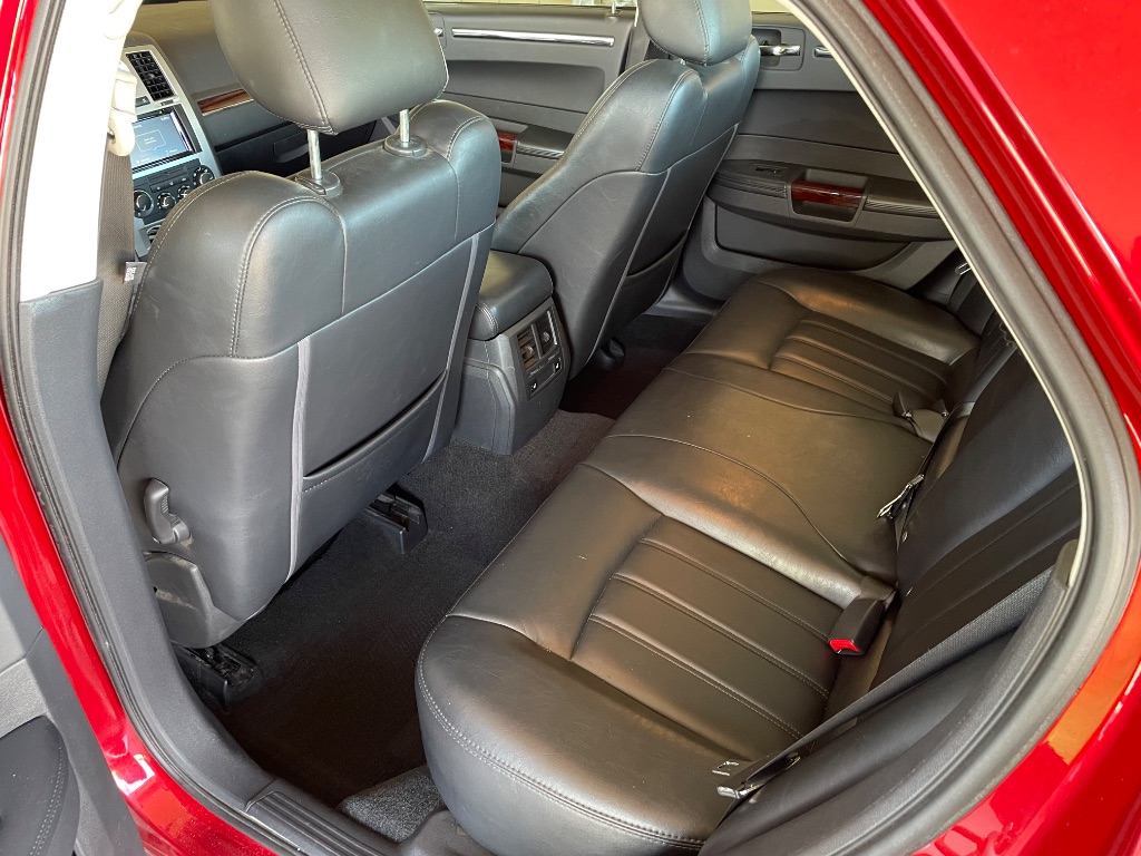 2009 Chrysler 300 - $7,995