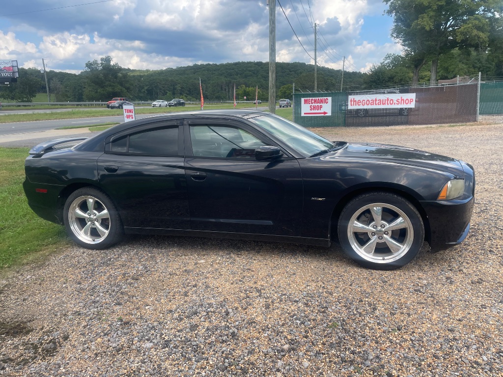 2011 Dodge Charger - $6,995
