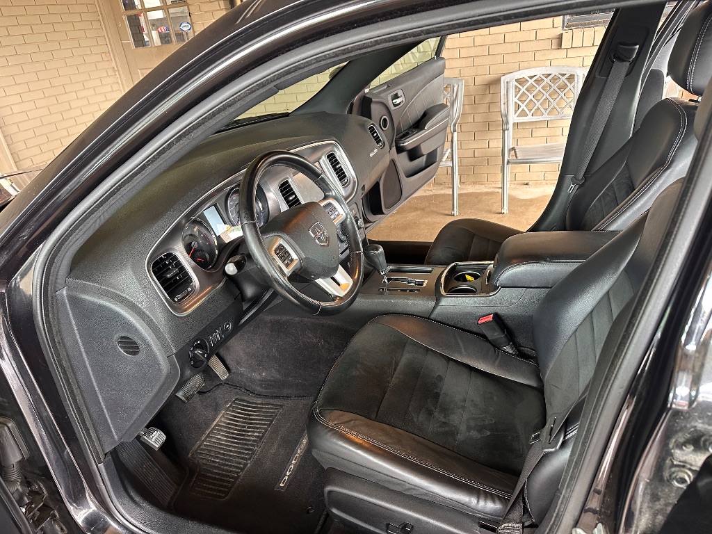 2011 Dodge Charger - $6,995