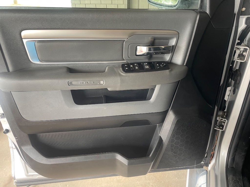 2015 Ram 1500 - $7,995