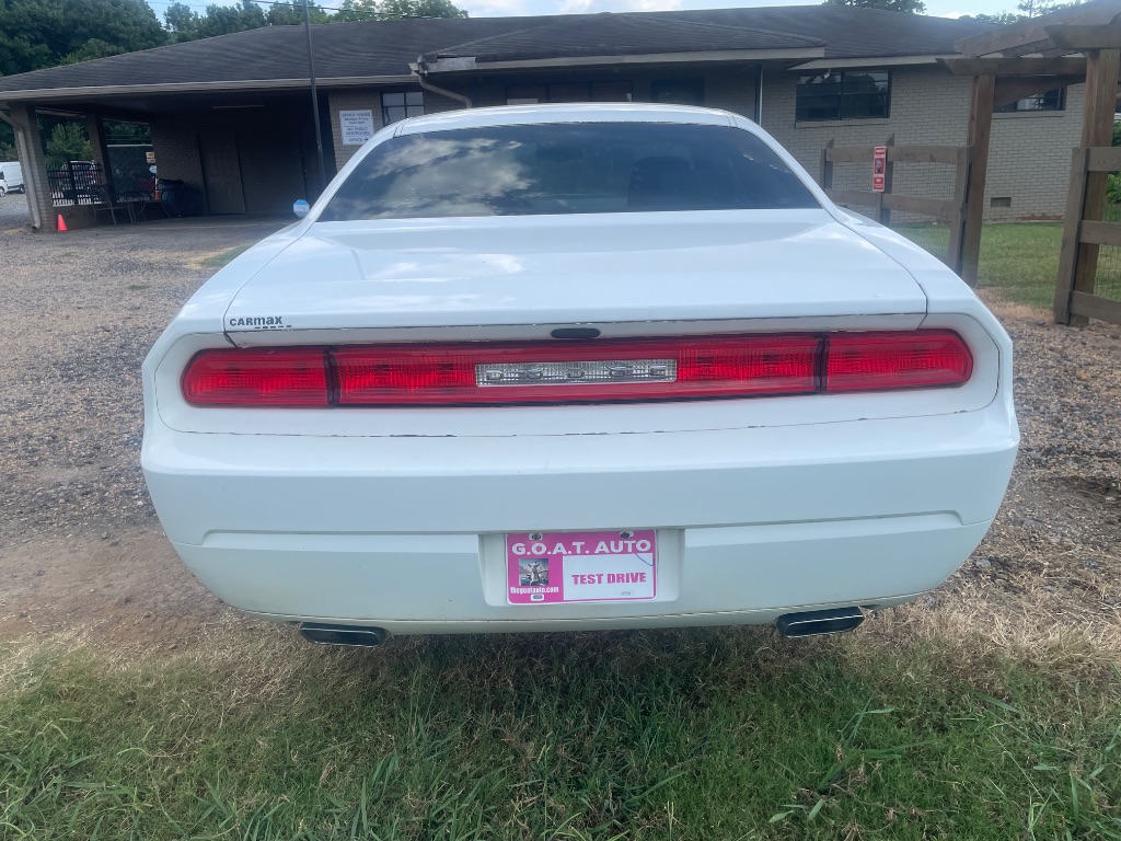 2013 Dodge Challenger - $8,995