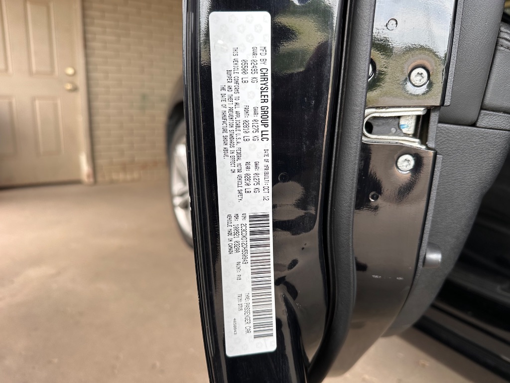 2013 Dodge Charger - $9,995