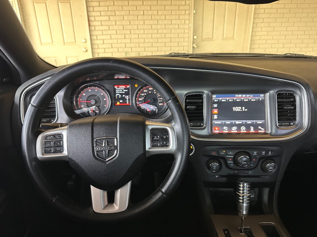 2013 Dodge Charger - $9,995
