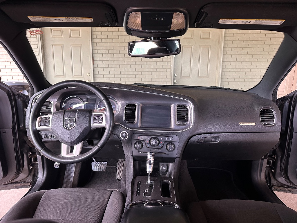 2013 Dodge Charger - $9,995