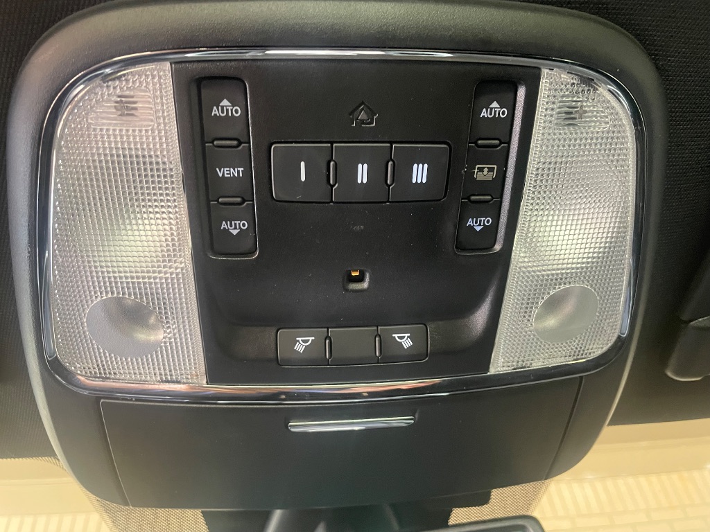 2011 Chrysler 300 - $9,995