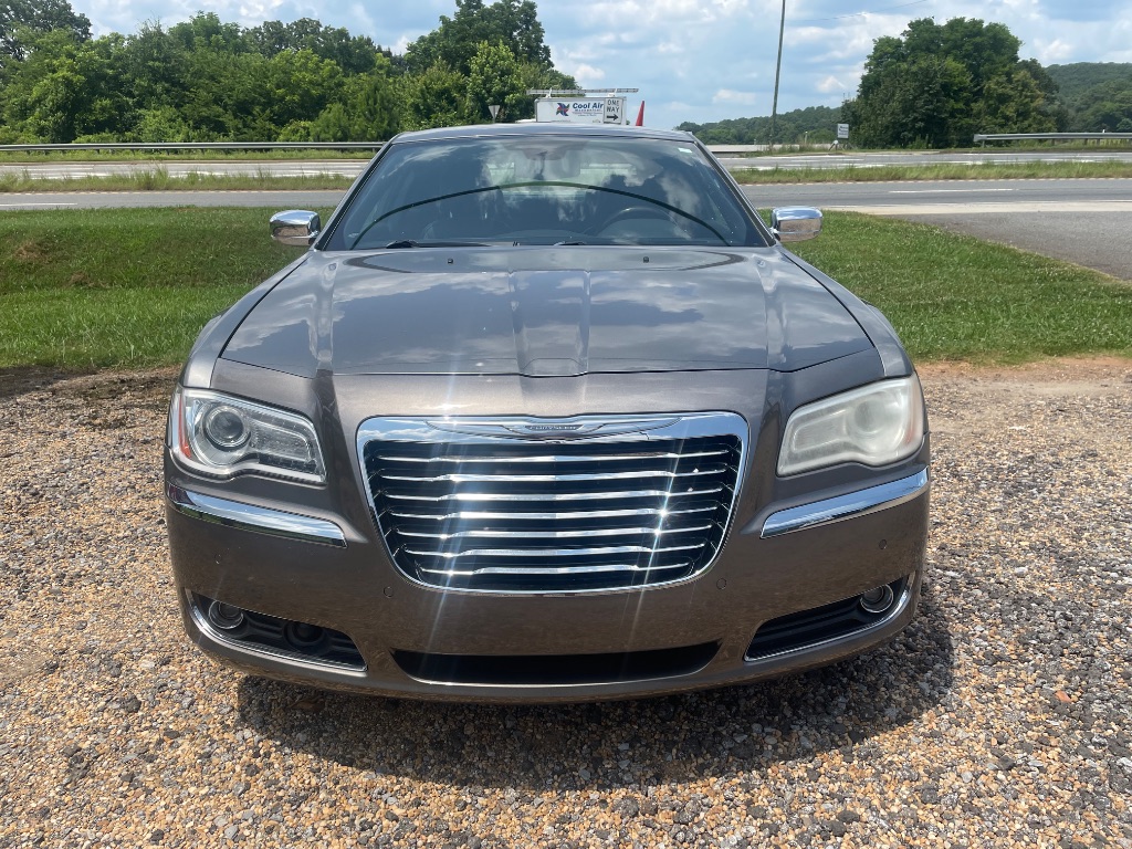 2011 Chrysler 300 - $9,995