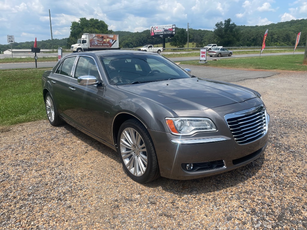 2011 Chrysler 300 - $9,995