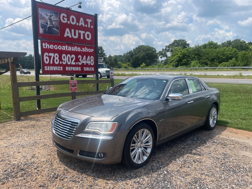 2011 Chrysler 300 - $9,995