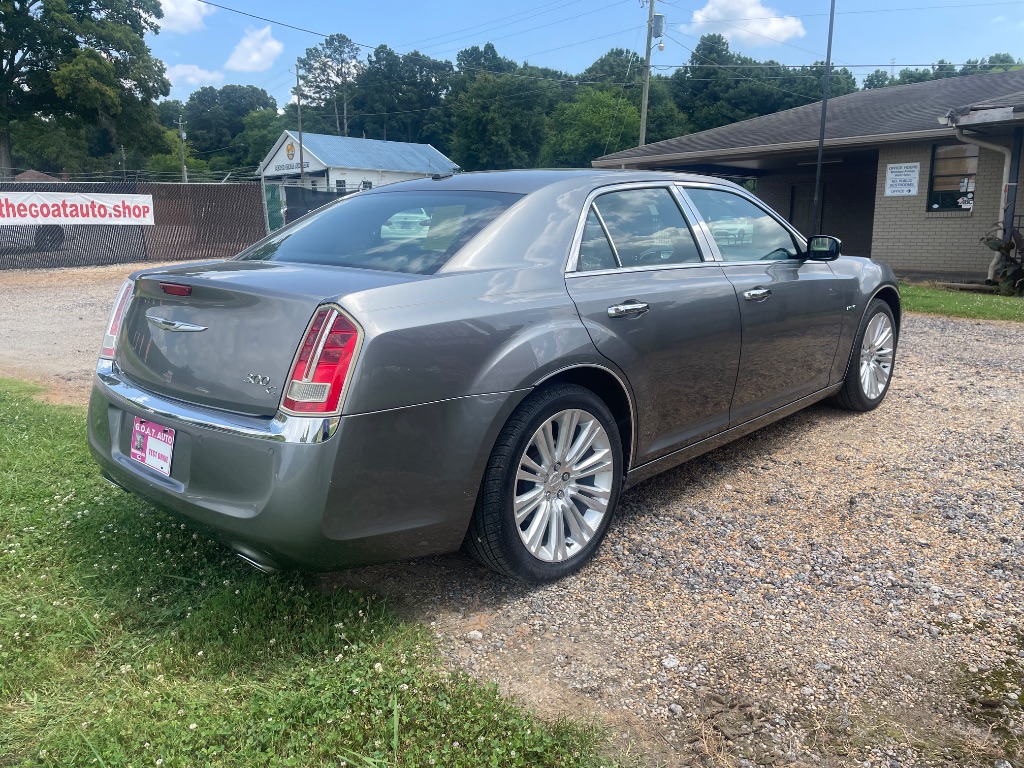 2011 Chrysler 300 - $9,995