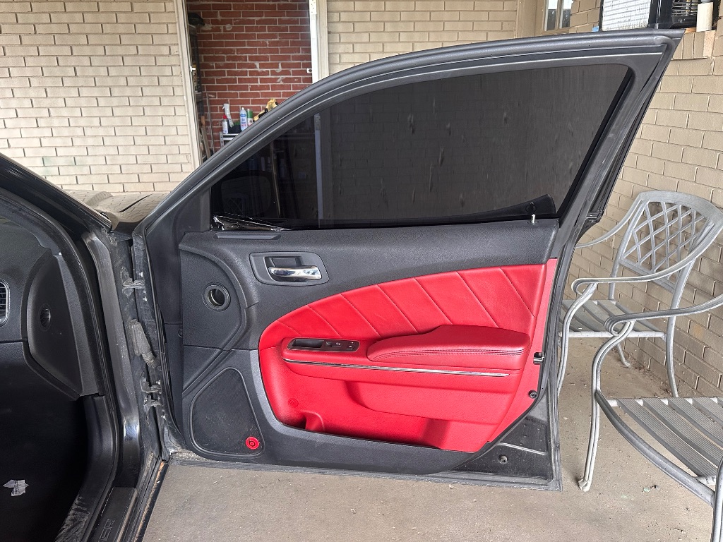 2013 Dodge Charger - $8,995