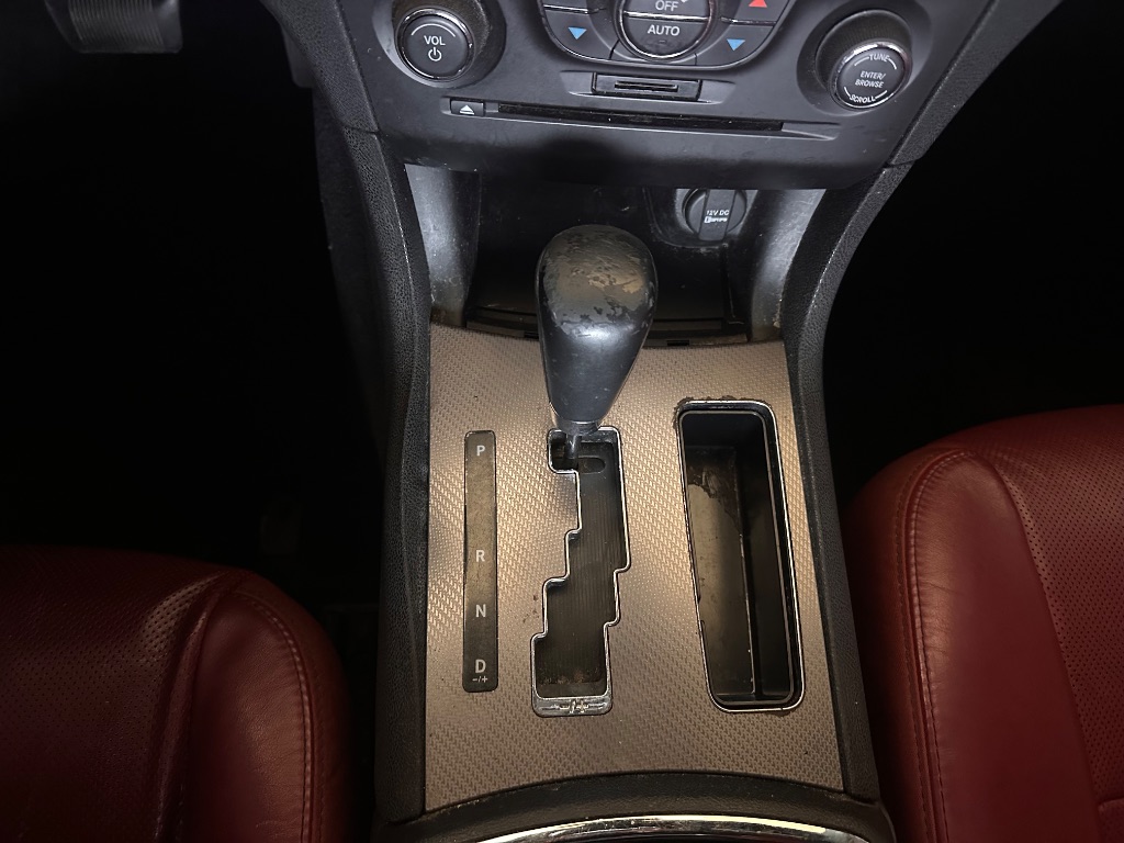 2013 Dodge Charger - $8,995