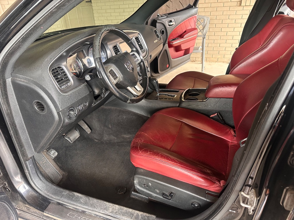 2013 Dodge Charger - $8,995
