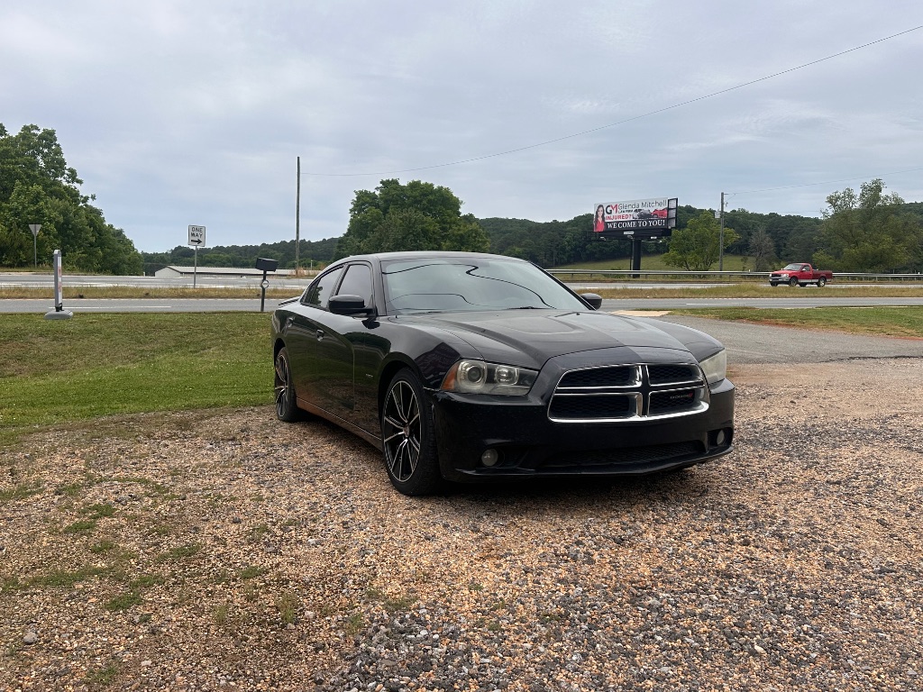 2013 Dodge Charger - $8,995