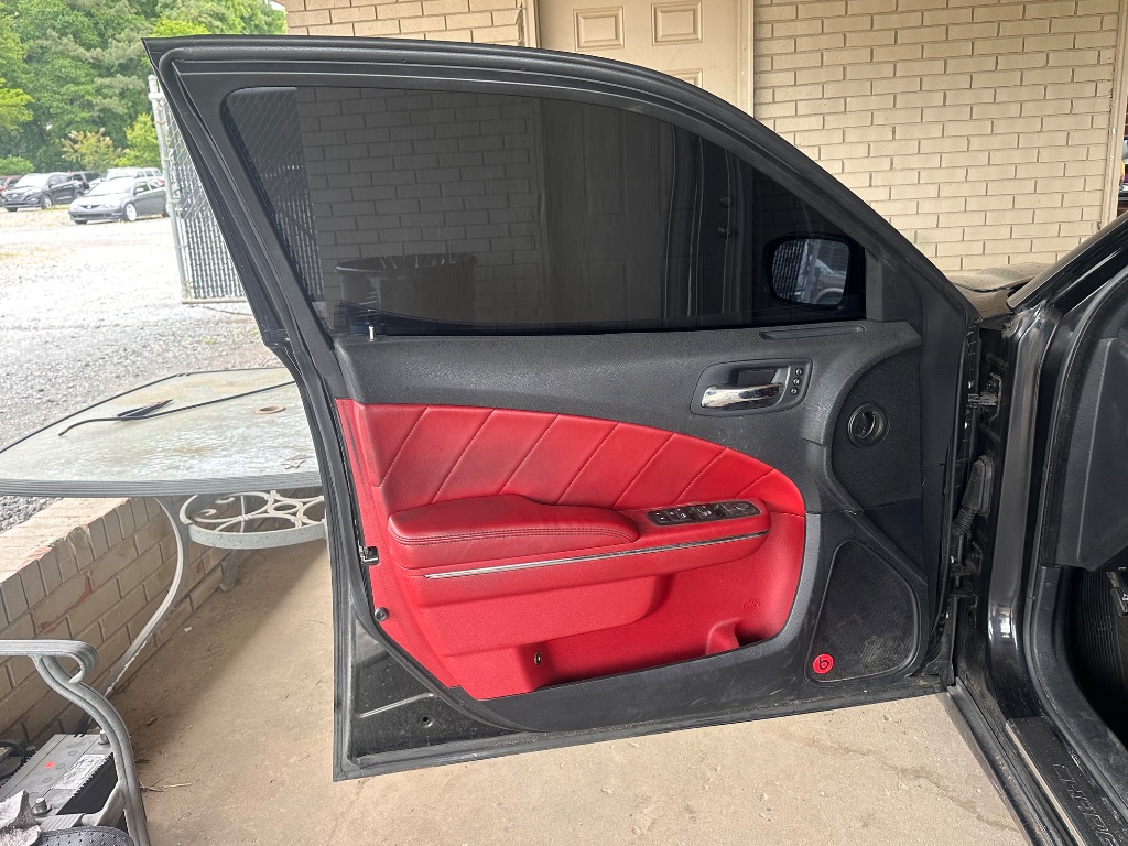 2013 Dodge Charger - $8,995