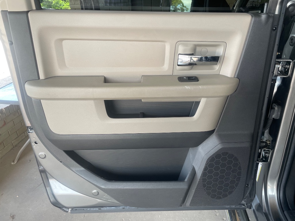 2011 Dodge Ram - $9,995