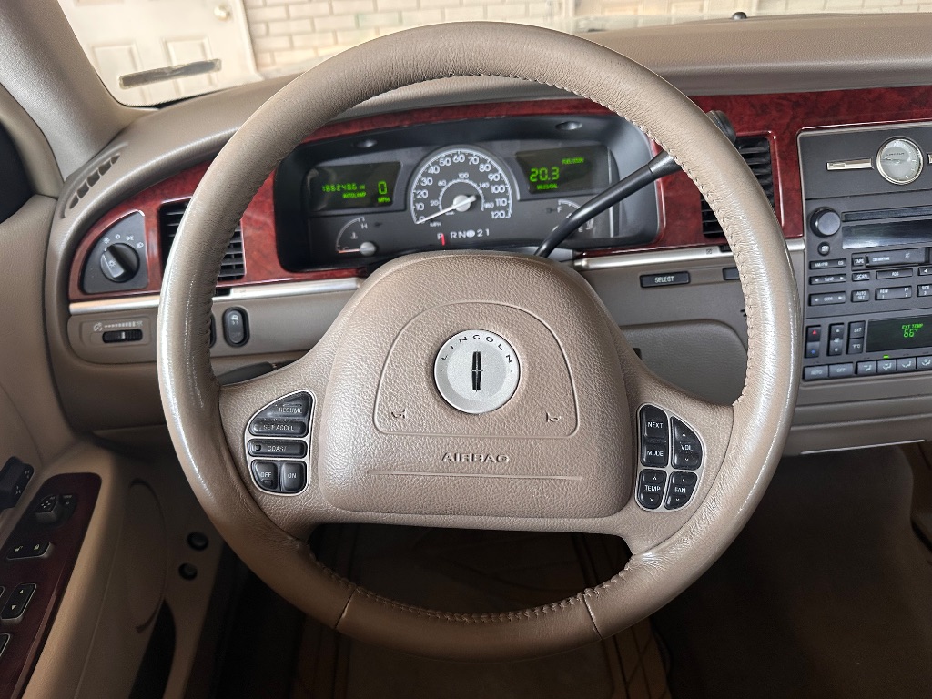 2003 Lincoln Town Car - $4,995