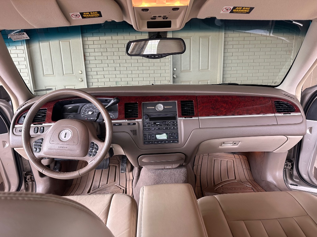 2003 Lincoln Town Car - $4,995