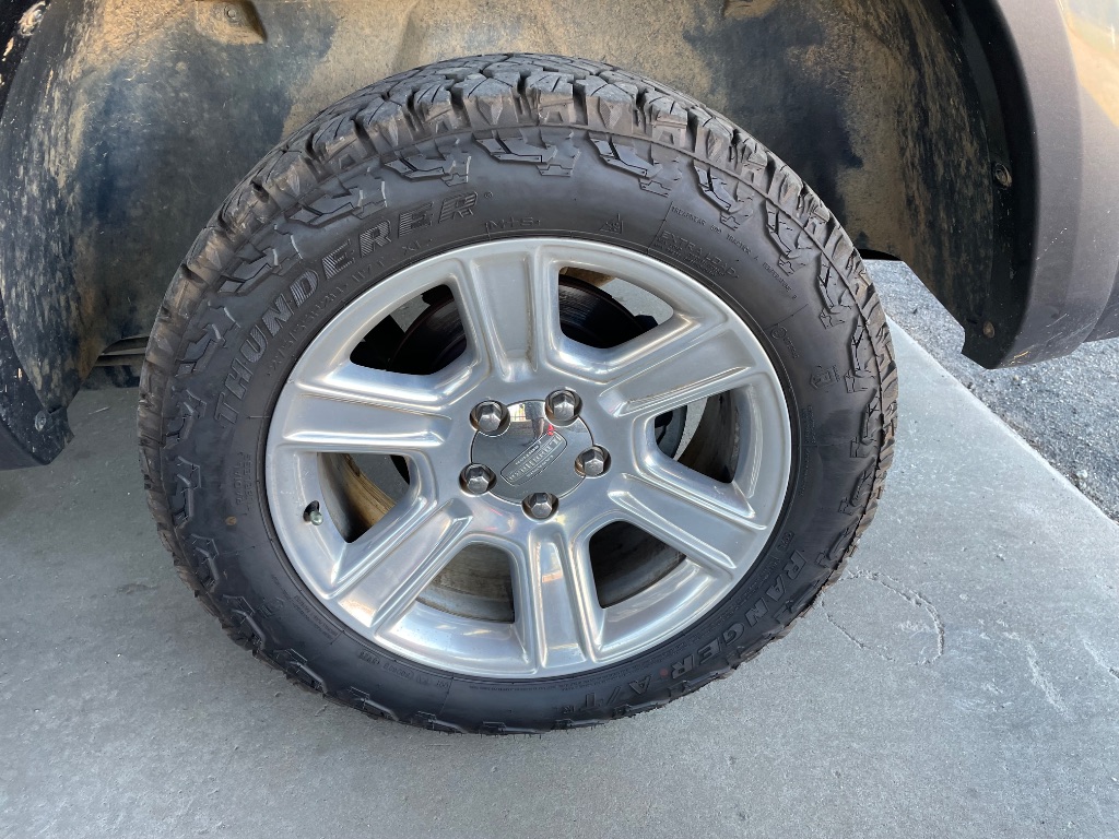2015 Ram 1500 - $14,995