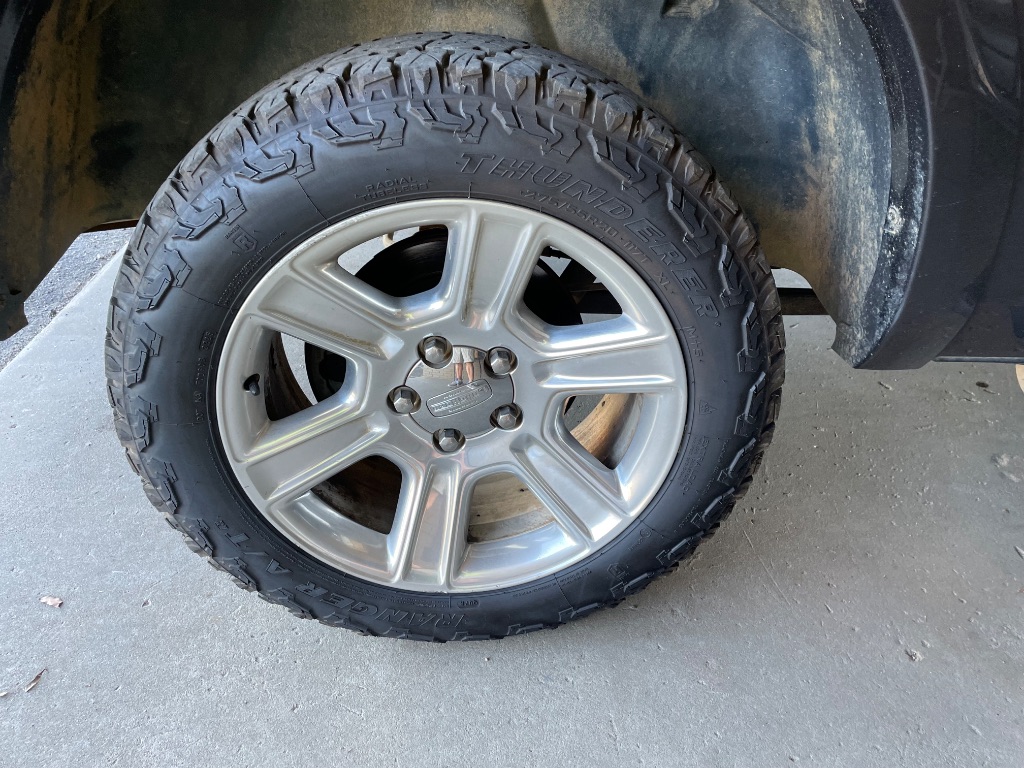 2015 Ram 1500 - $14,995