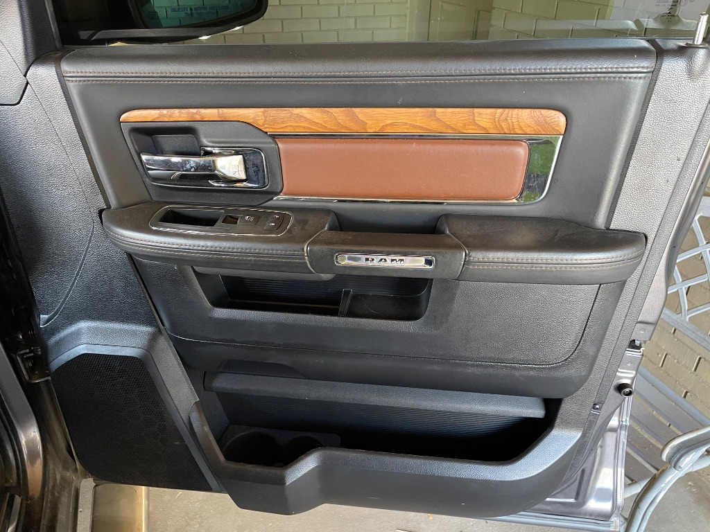 2015 Ram 1500 - $14,995