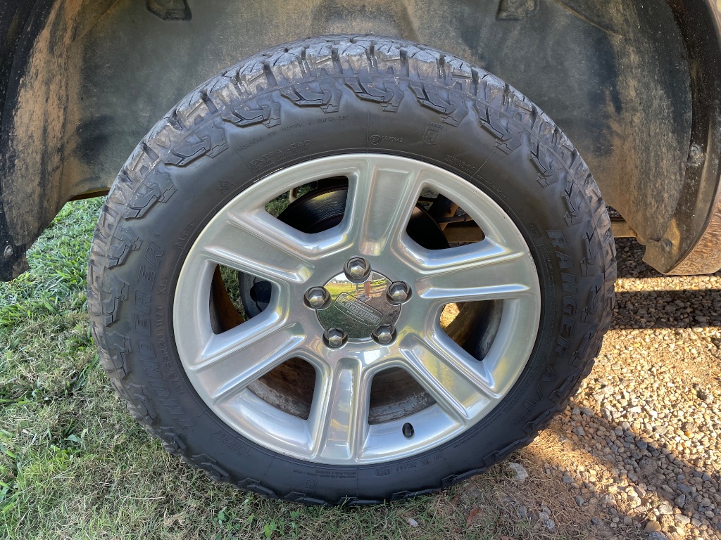 2015 Ram 1500 - $14,995
