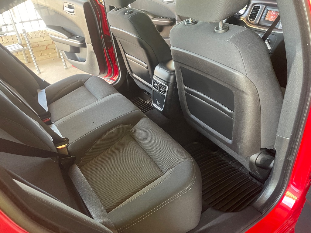 2015 Dodge Charger - $9,995