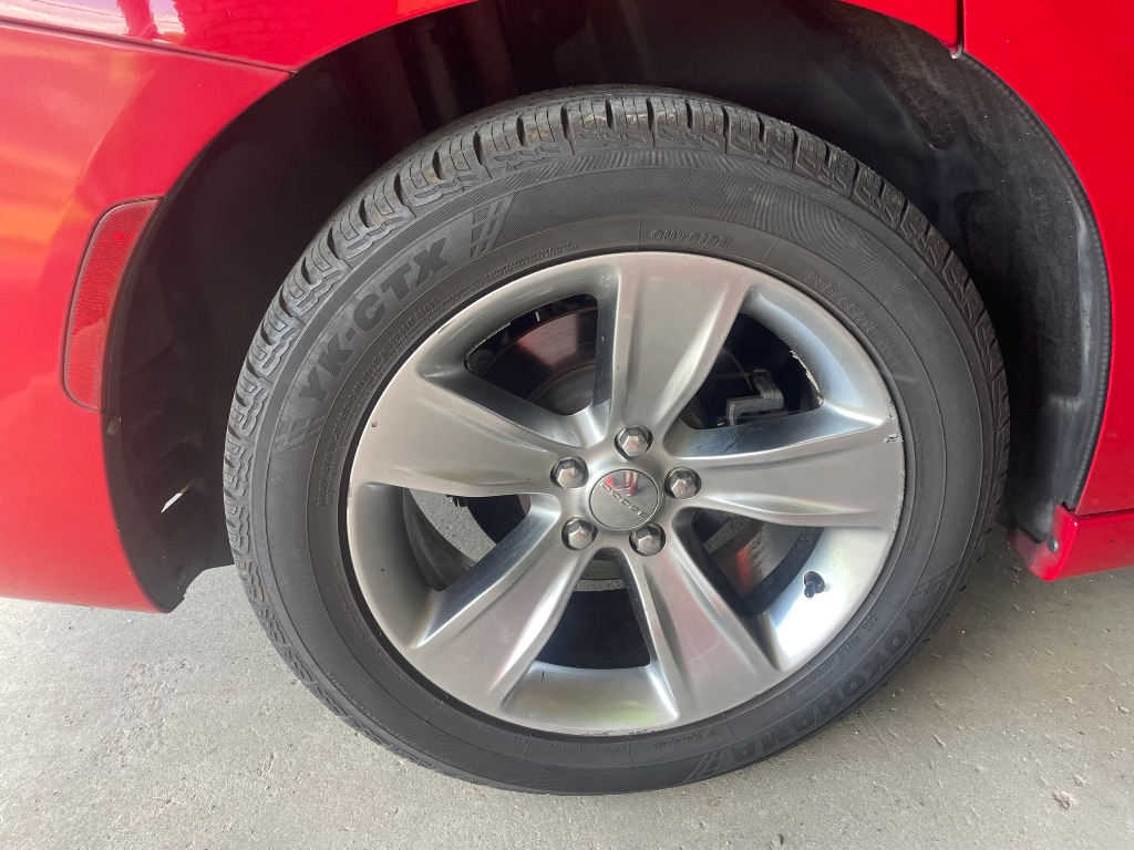 2015 Dodge Charger - $9,995