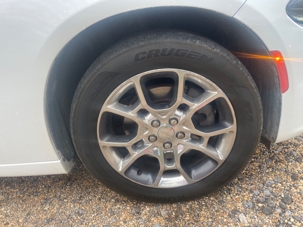 2015 Dodge Charger - $8,995