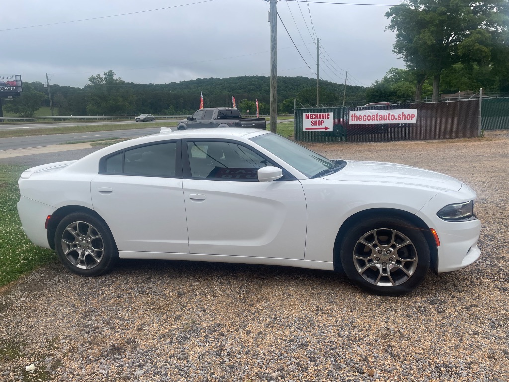 2015 Dodge Charger - $8,995