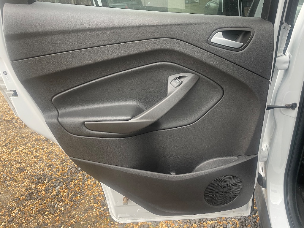 2018 Ford Escape - $9,995