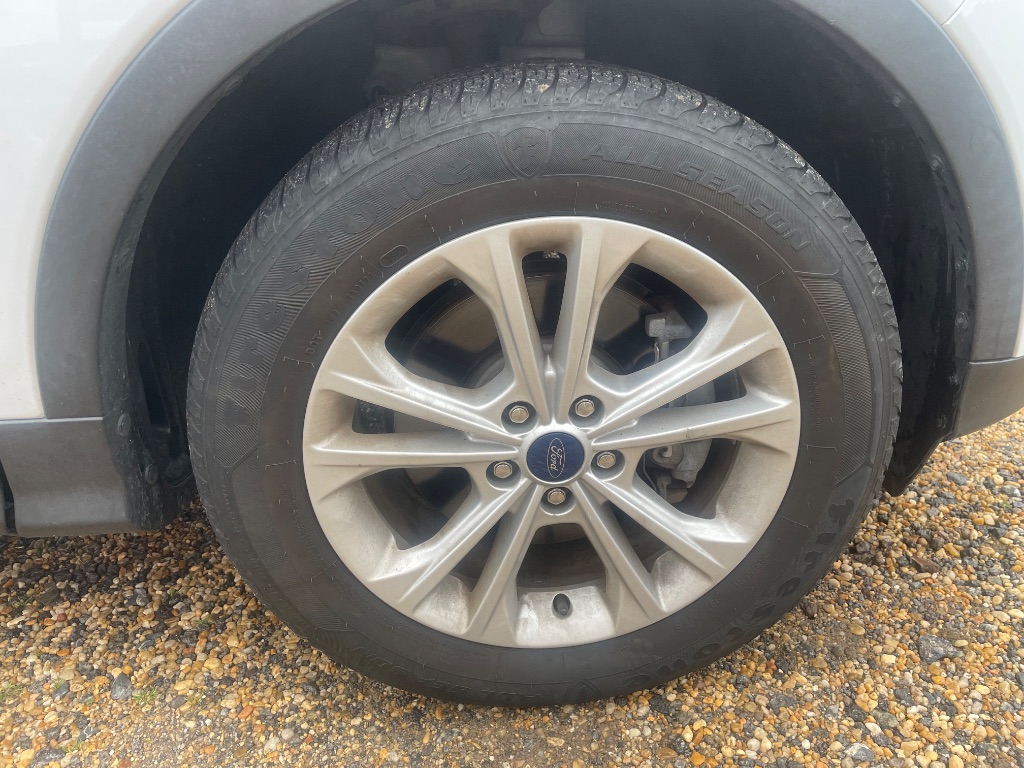 2018 Ford Escape - $9,995