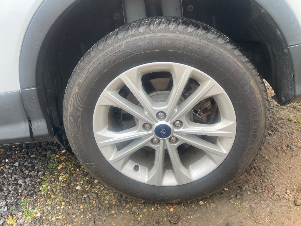 2018 Ford Escape - $9,995