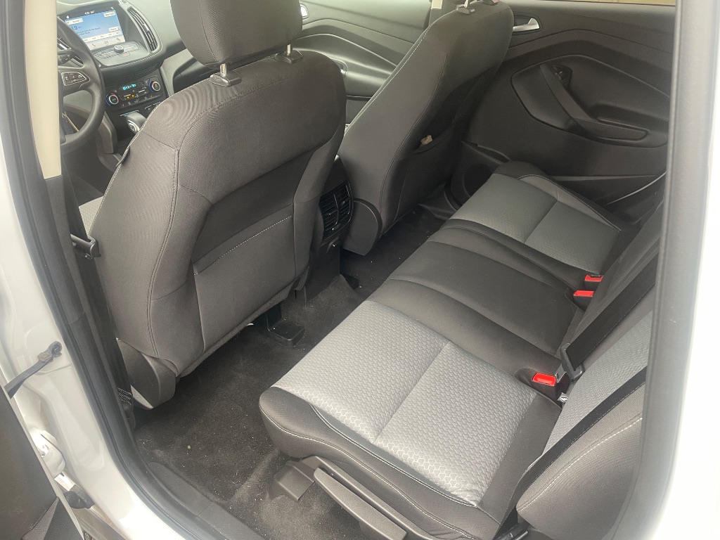 2018 Ford Escape - $9,995
