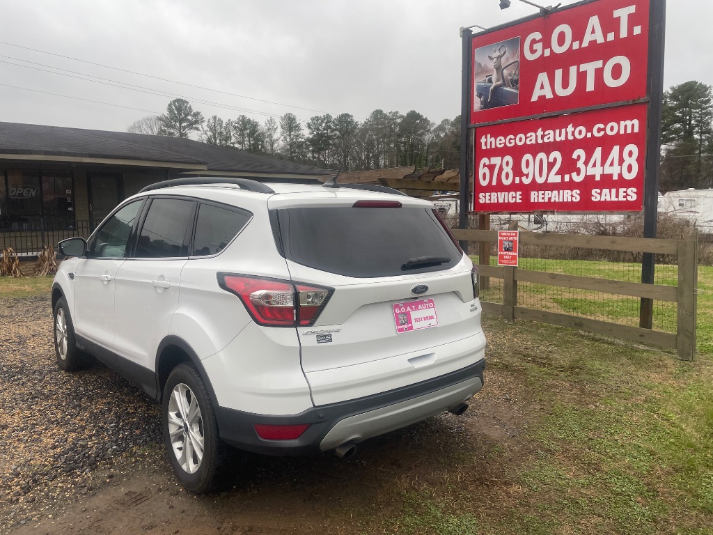 2018 Ford Escape - $9,995