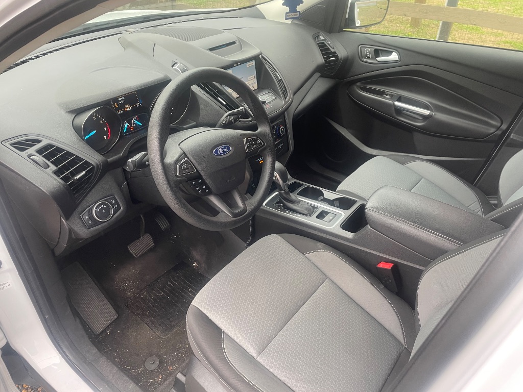2018 Ford Escape - $9,995