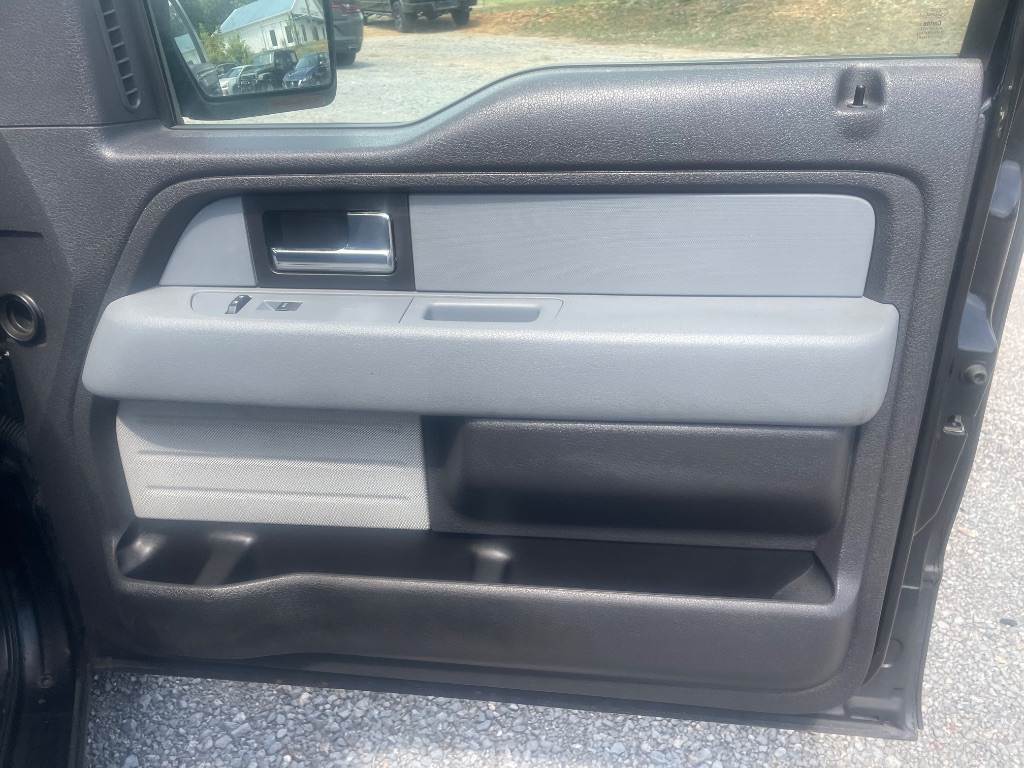 2013 Ford F-150 - $9,995