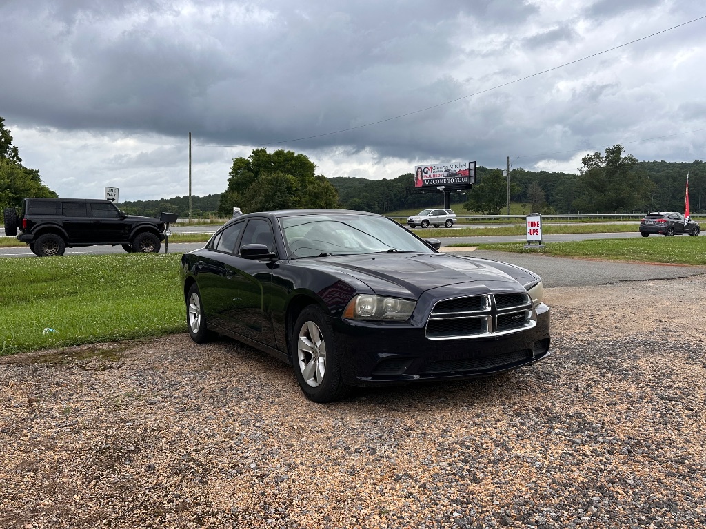 2011 Dodge Charger - $5,995