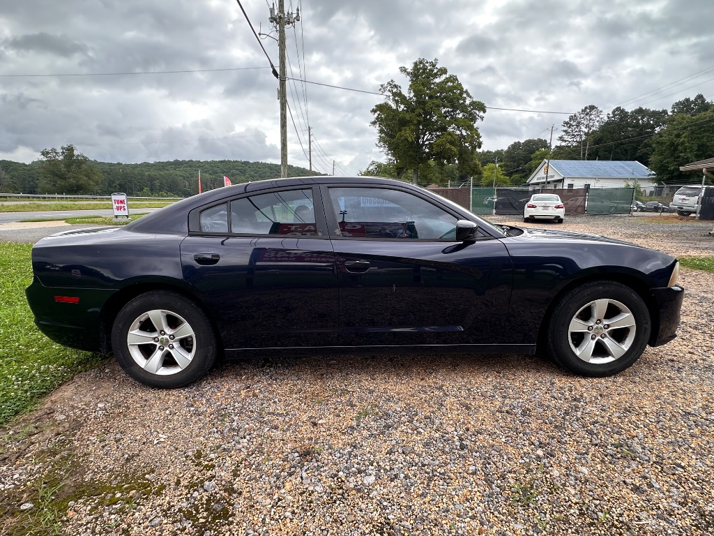 2011 Dodge Charger - $5,995