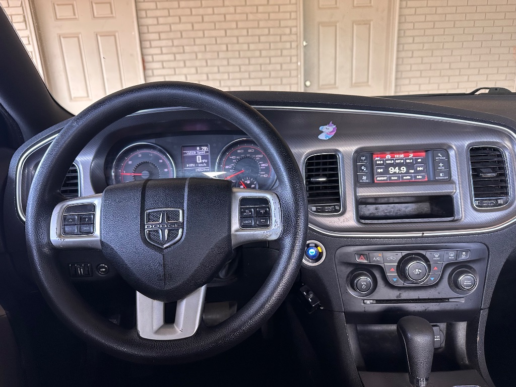 2011 Dodge Charger - $5,995