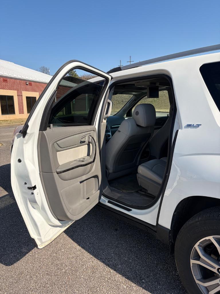 2013 GMC Acadia