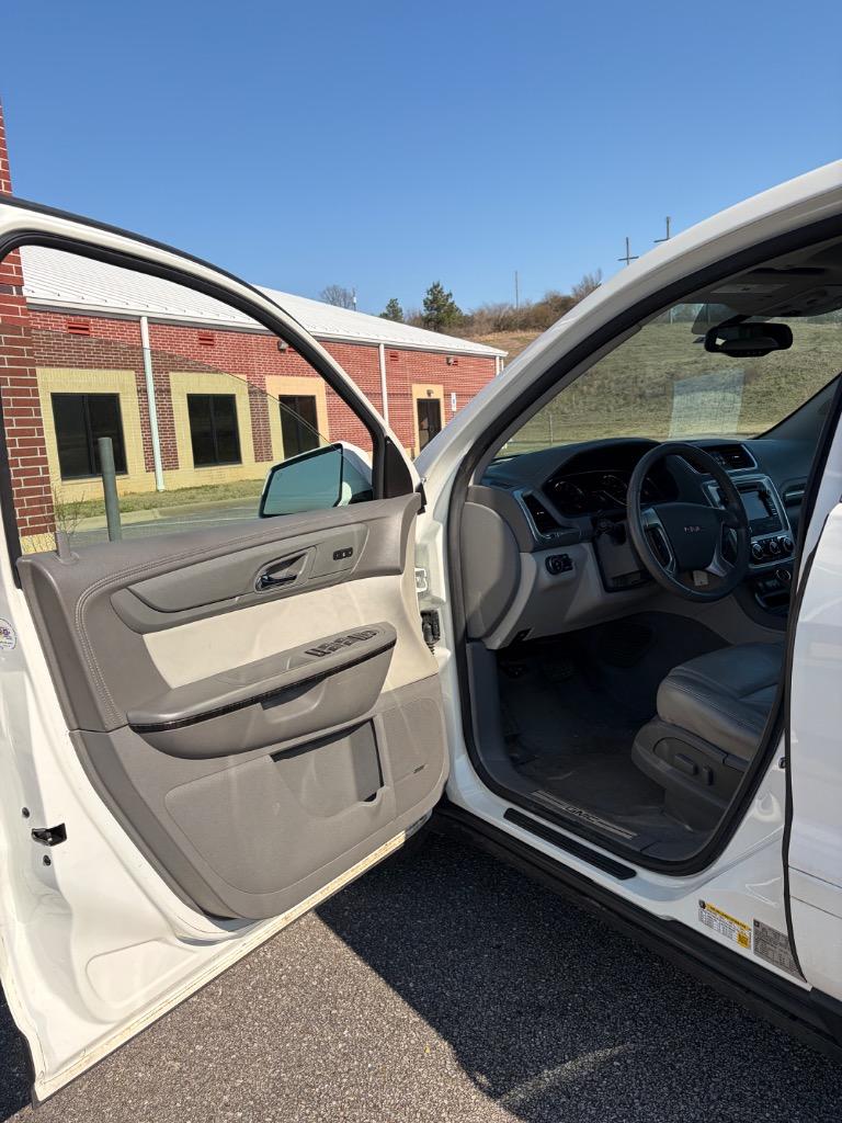 2013 GMC Acadia