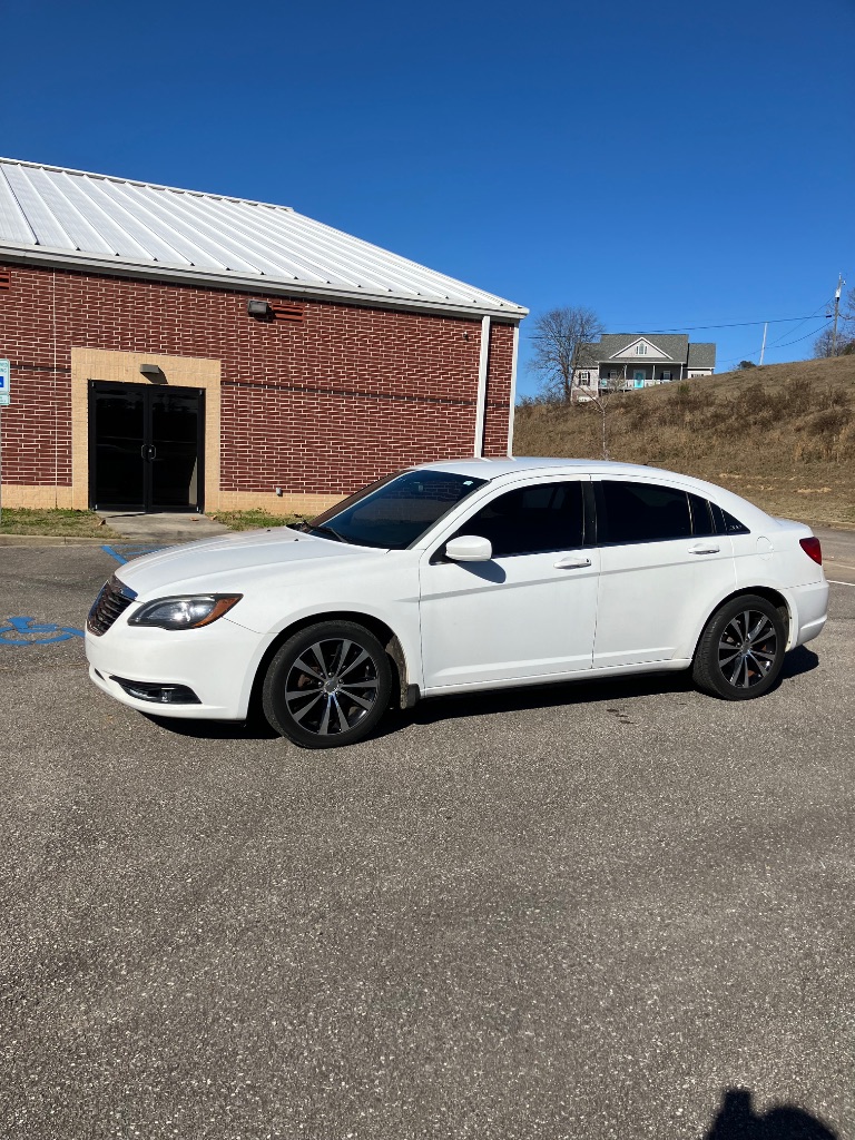 2013 Chrysler 200 Limited