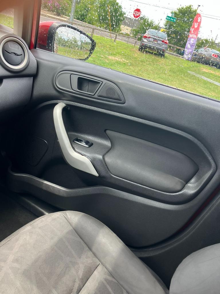 2013 Ford Fiesta